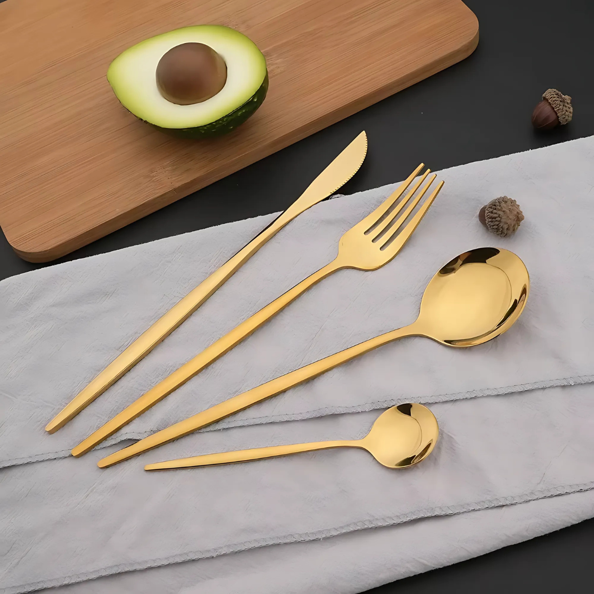 Luxe à Table – Coffret de Couverts Élégance Métallique ( 24 pcs )