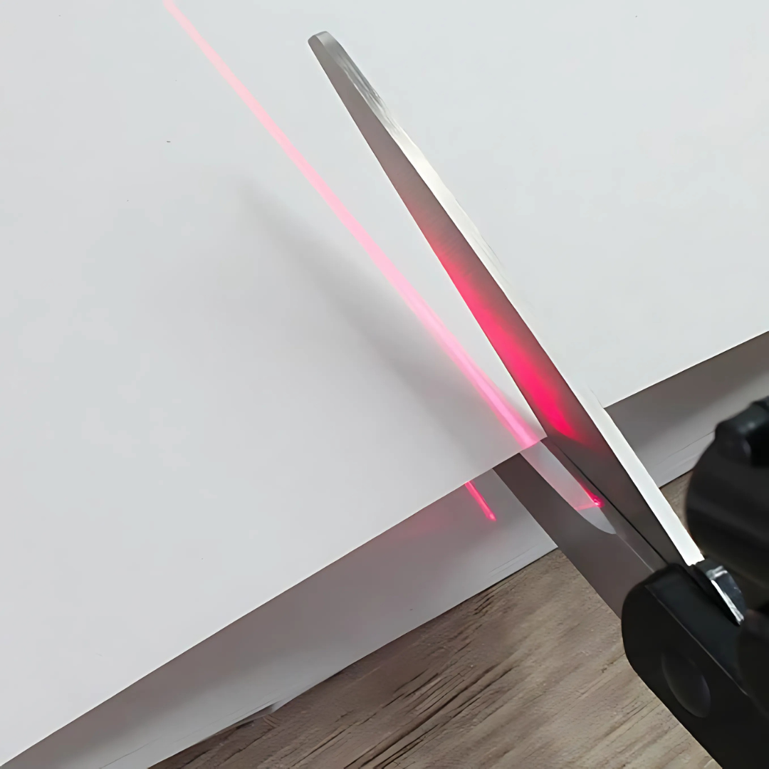 LaserCut – Ciseaux Laser de Précision