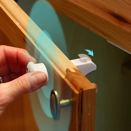 SafeMag – Verrous de sécurité invisibles pour meubles (4 packs)