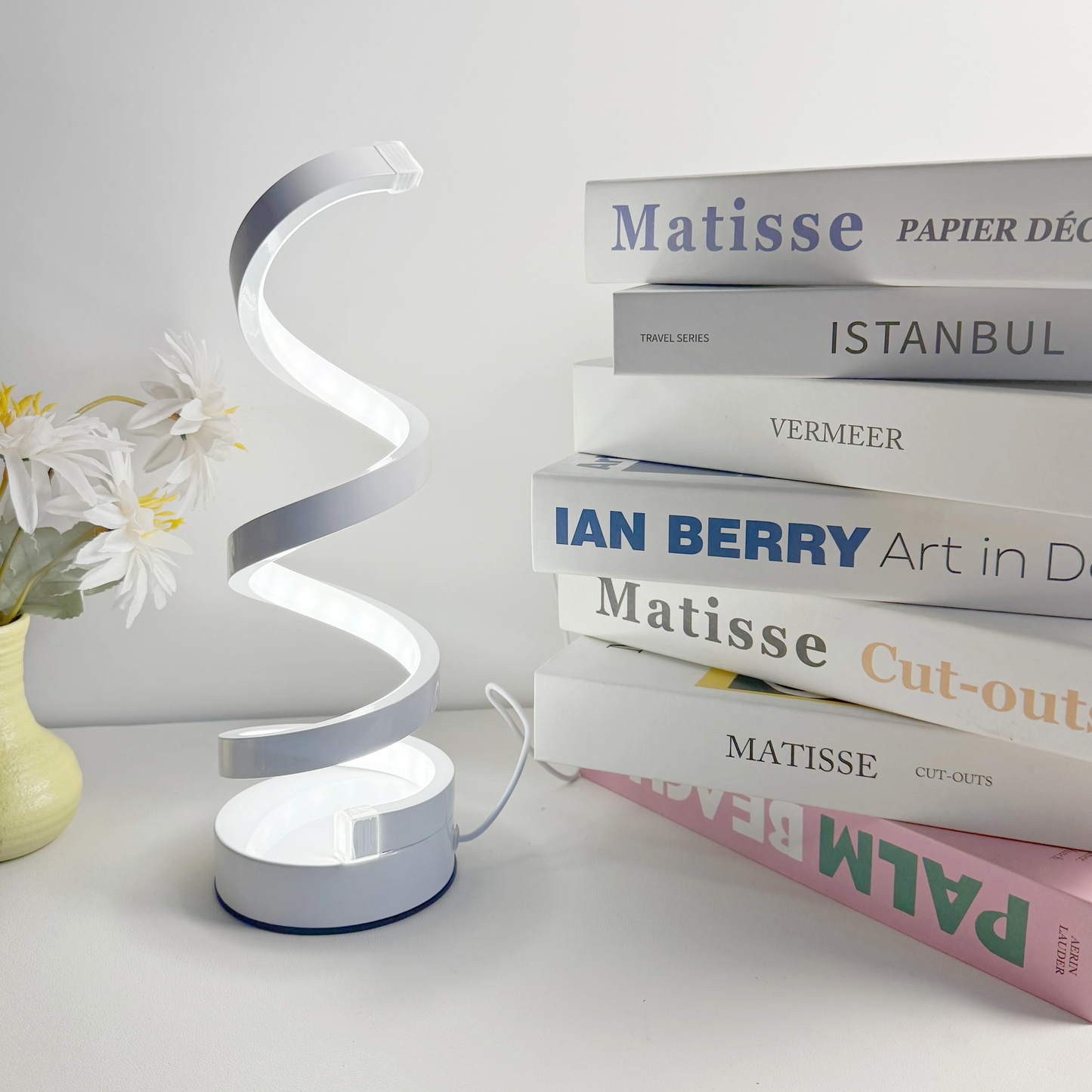 Lampe de table LED en spirale